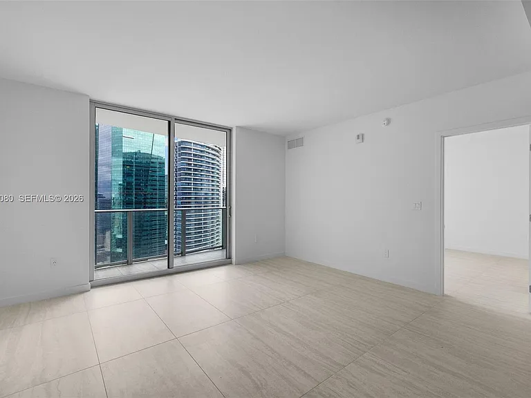 77 SE 5th St #Penthouse 01 — Photo 14
