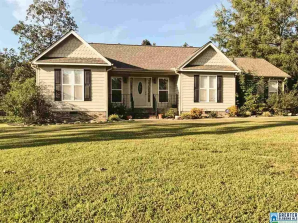 913 Northwood Dr, Centre, AL 35960