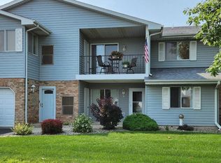 1105 Sunnyslope Dr, Racine, WI 53406