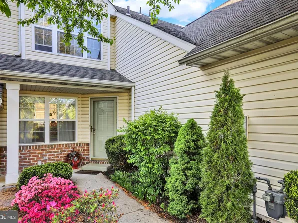 133 Hickory Ln, Wyomissing, PA 19610