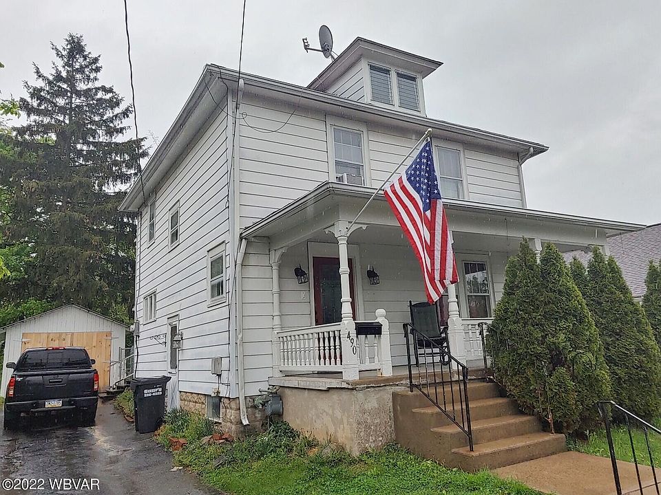 1st image of 490 Bayard St