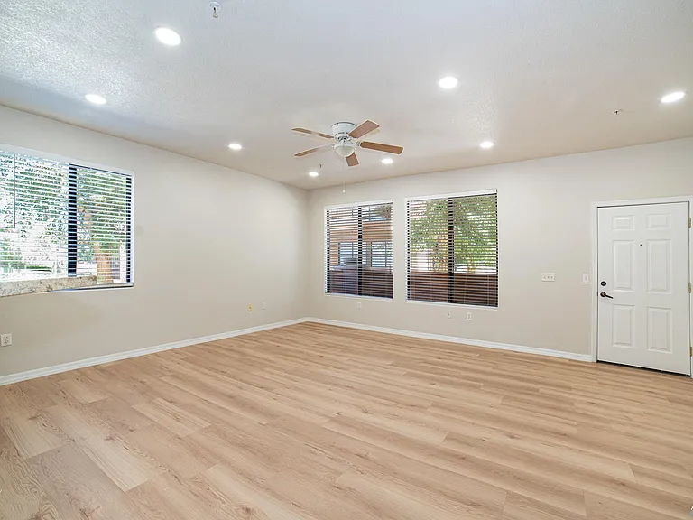 3558 W 22nd Pl #A — Photo 4
