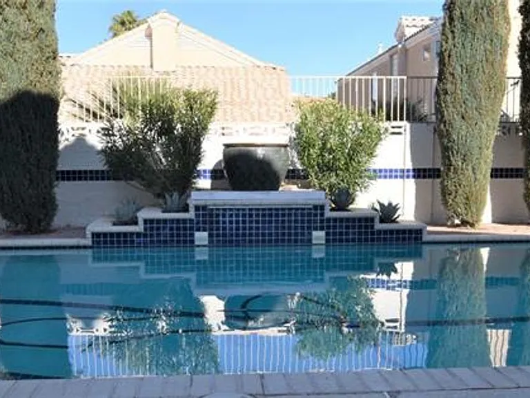 2111 Fountain Springs Dr — Photo 30