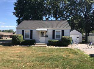 319 W Walnut St, Argos, IN 46501