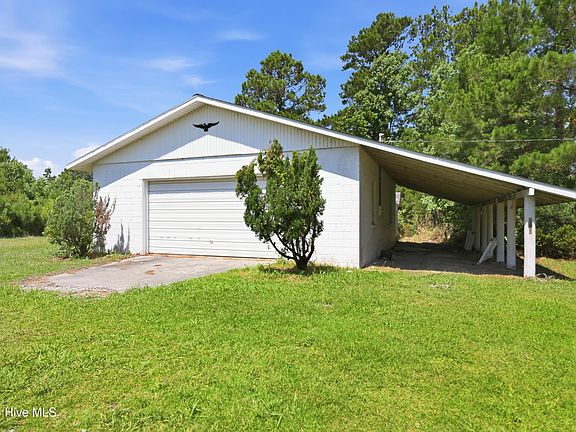 4th image of 526 Crow Hill Road