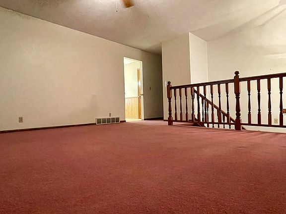 4th image of 3502 Twin City Dr