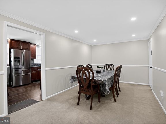 5th image of 8906 Sylvia Ln