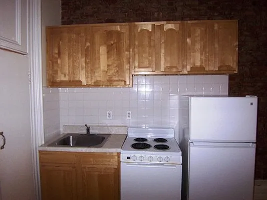 Rented by Friedman Roth Realty | media 6