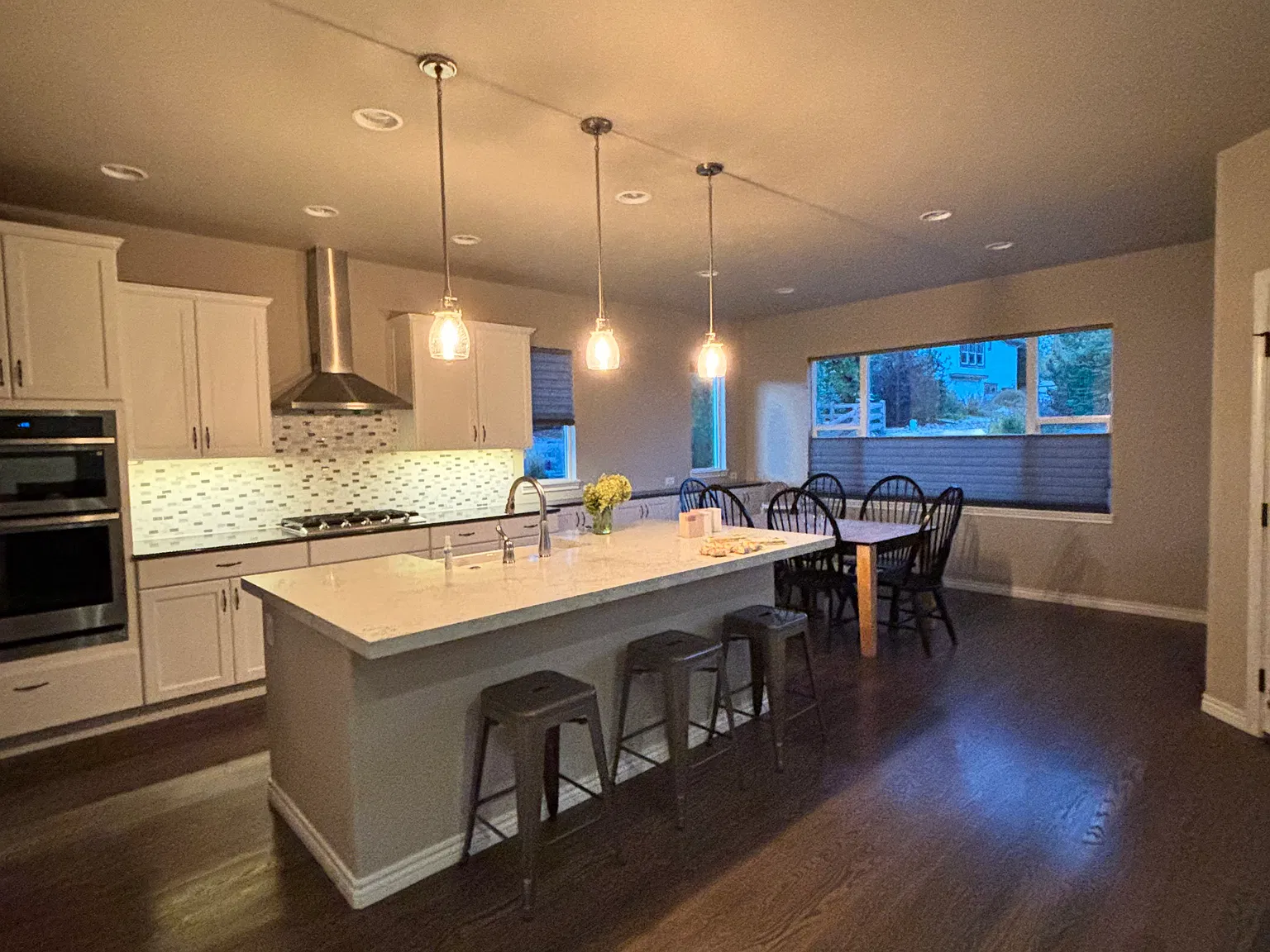 4 bed, 4166 sqft, $3,800 — Photo 4