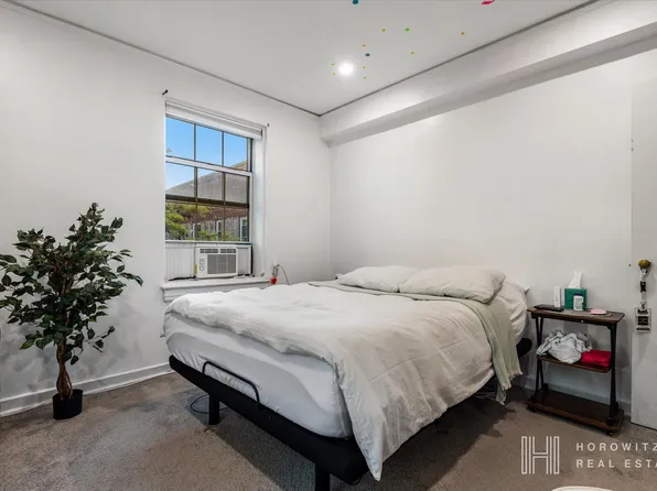 55-03 31st Avenue image 10 of 12