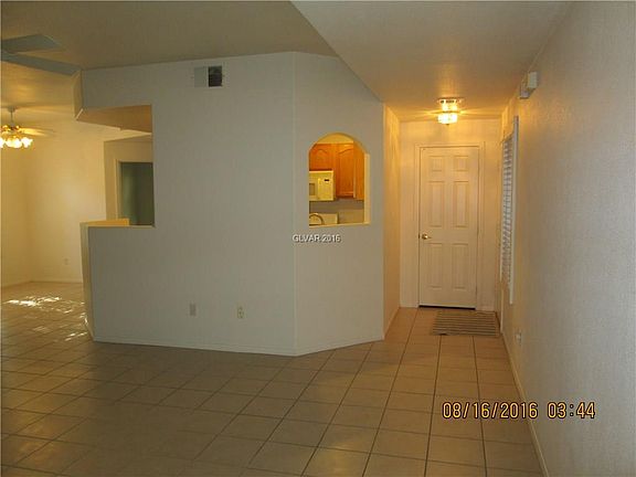 3rd image of 1705 Hills Of Red Dr Unit 103