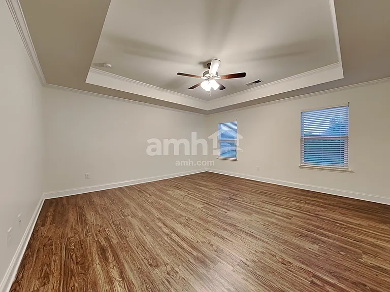 5180 Hudson Valley Dr — Photo 11