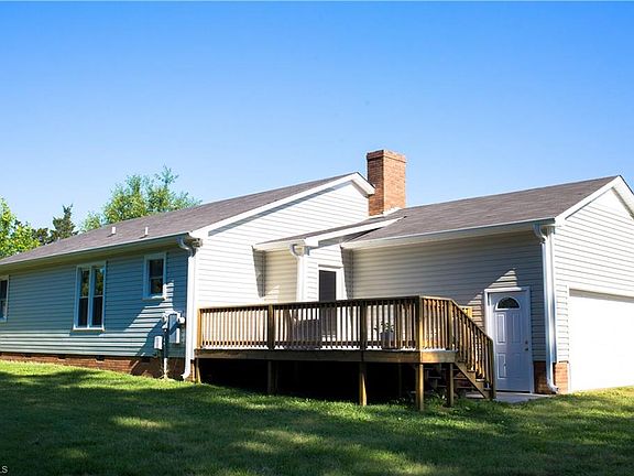 5th image of 205 Herronwood Dr