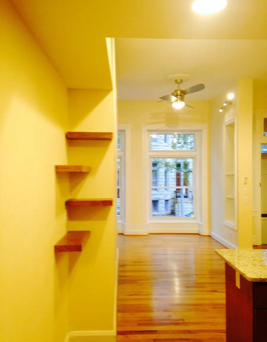 3 bed, 1150 sqft, $2,100 — Photo 4