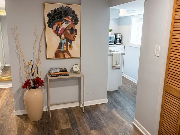 5443 N Saint Louis Ave — Photo 9