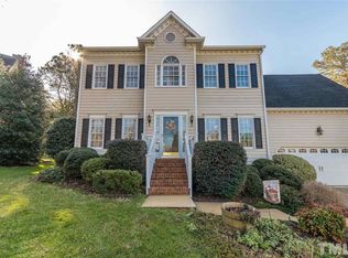 110 Canterstone Ct, Cary, NC 27518