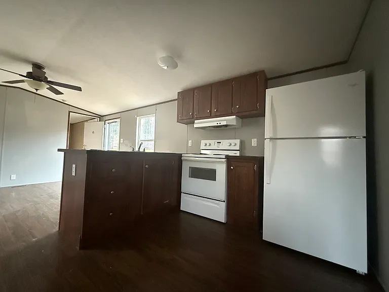 131 Lofty St #24 — Photo 6