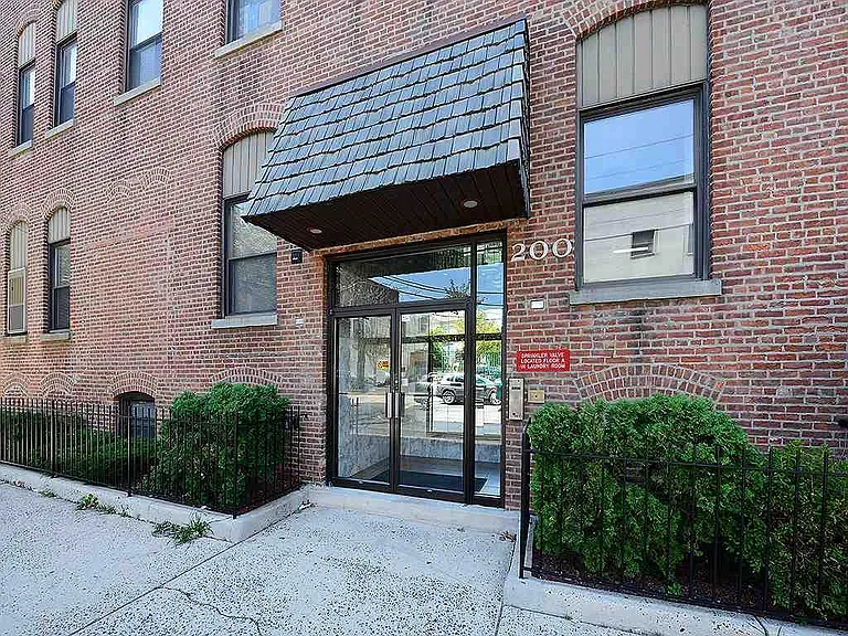 200 Central Ave — Photo 18