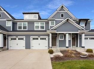 8925 Barrington Ln UNIT 37, Jenison, MI 49428