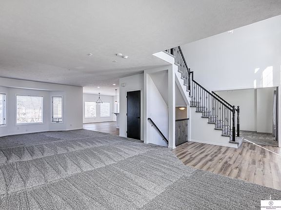 5th image of 3828 S 192nd Ave