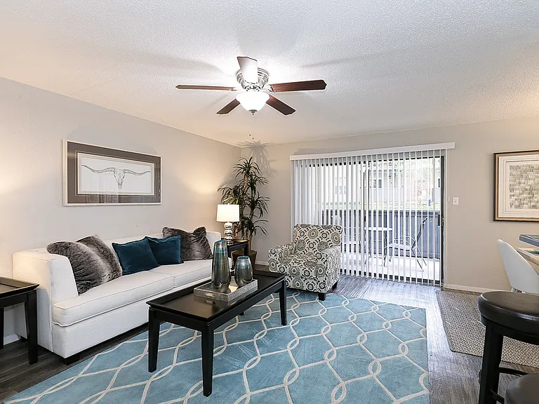 City Crest Apartments — Photo 82