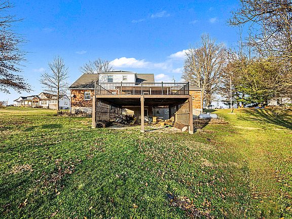 4th image of 967 Schweitzer Ct