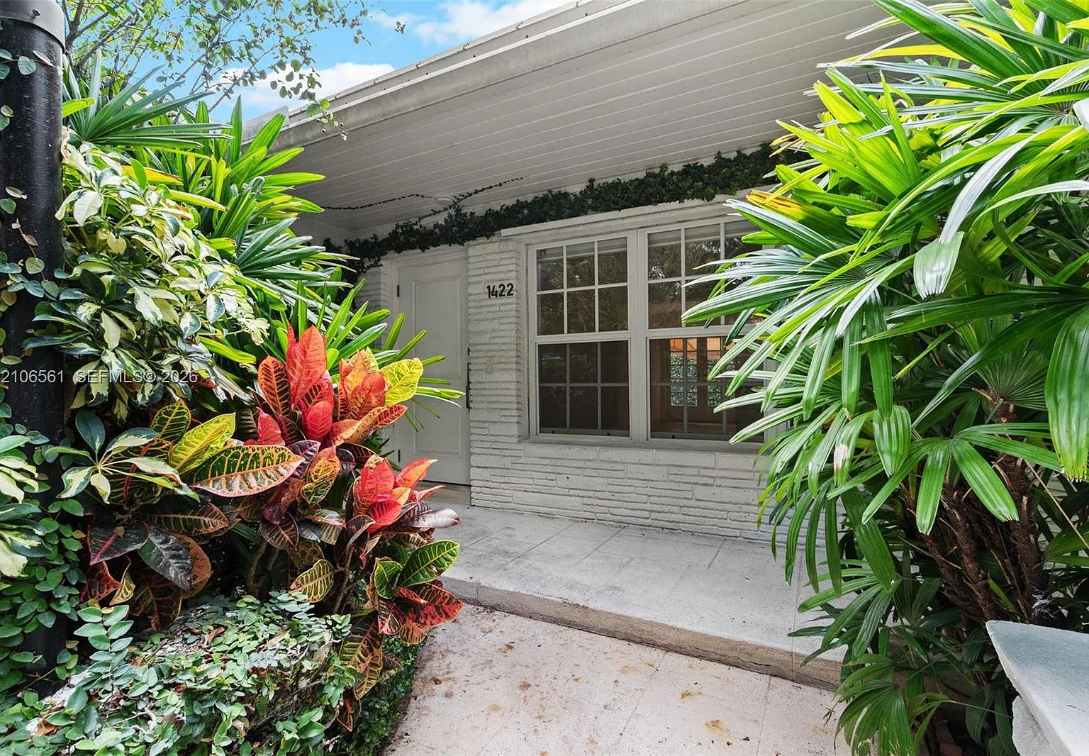 Coral Gables Granada Sec — Photo 1