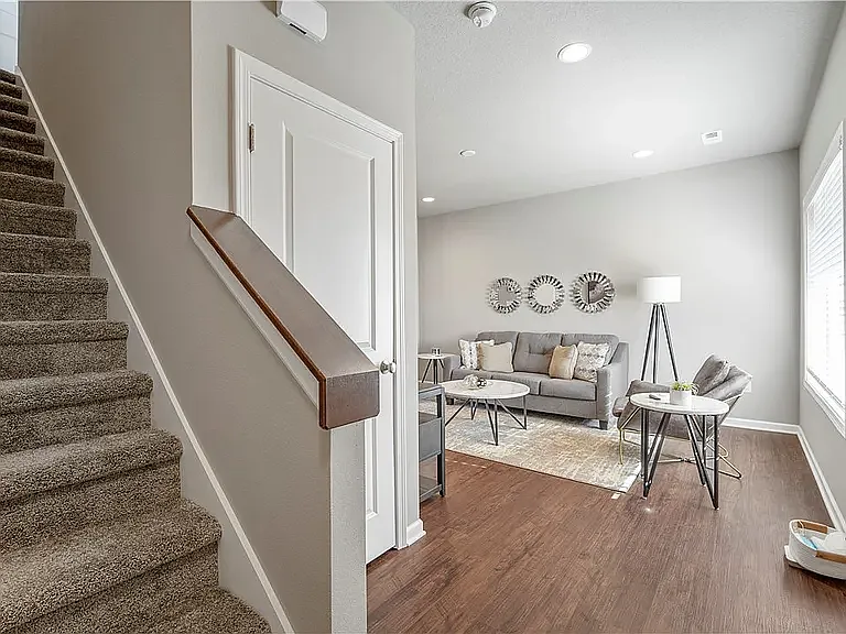 Hazeltine Pl — Photo 12