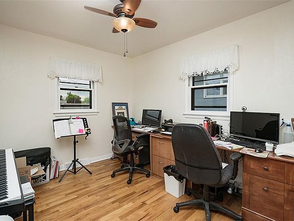 4th image of 2044 Yellowstone Ave