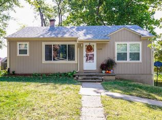 1139 Orchard Ave, Liberty, MO 64068