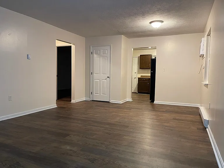 717 Lorene Cir — Photo 3