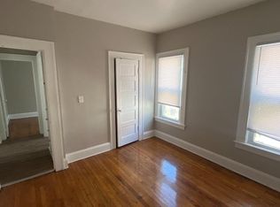 390 E 162nd St #A, Cleveland, OH 44110