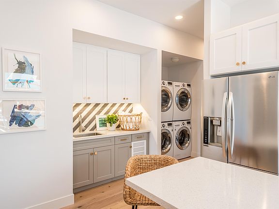 3rd image of 133 S Avenue 56 #2CII