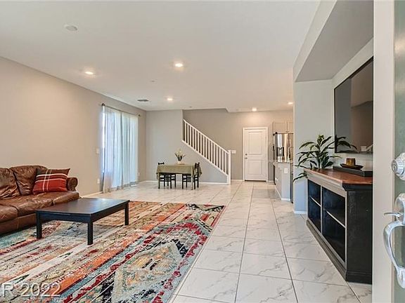 5th image of 1123 Desert Dome Ave