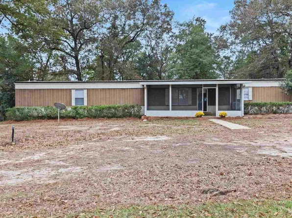 4581 Highway 168, Century, FL 32535