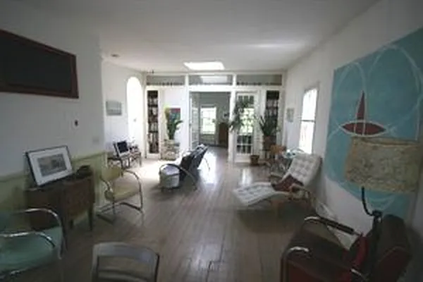 Rented by Douglas Elliman | media 8