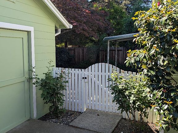 2nd image of 1157 Legion Ave