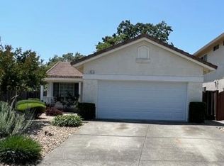950 Ventana Dr, Windsor, CA 95492