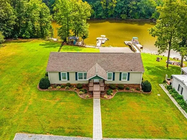 776 Lake Shore Ave, Lexington, NC 27292