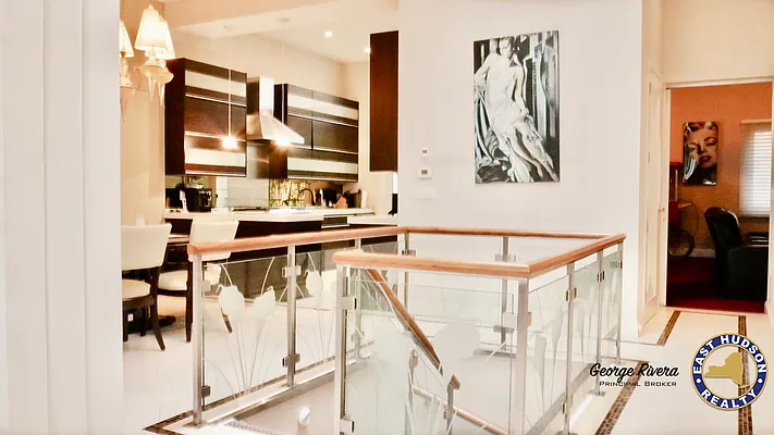 Rented by East Hudson Realty | media 10