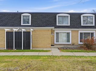 29792 City Center Dr APT 2, Warren, MI