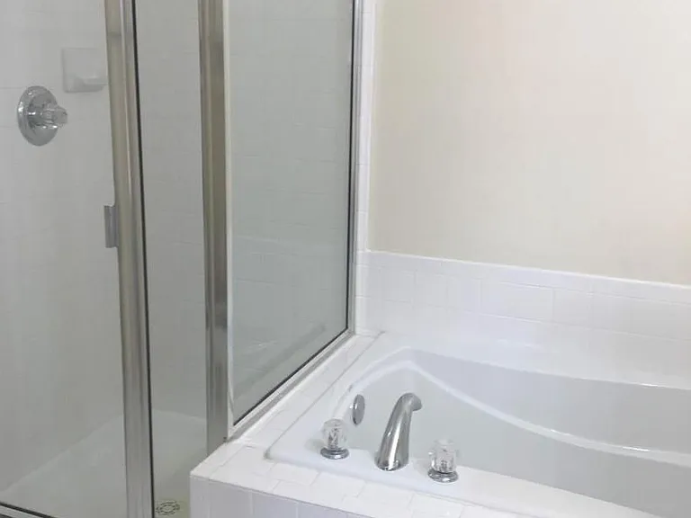2480 Angeline Dr #304 — Photo 10