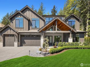 18650 NE 53rd St, Redmond, WA 98052
