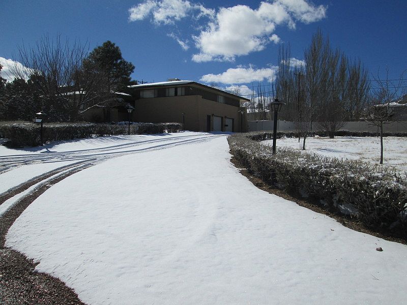 1st image of 1700 Linda Dr
