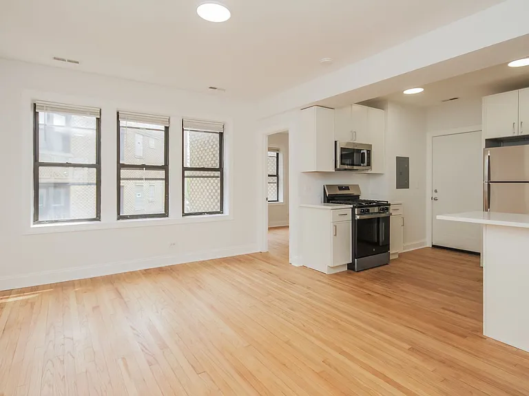 37 SQUARE APARTMENTS — Photo 10