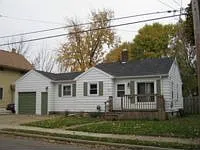 522 Florence St photo 1