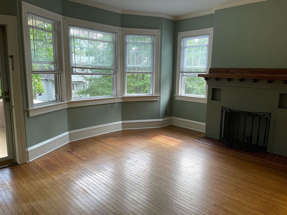 Front living room, view from entryway.