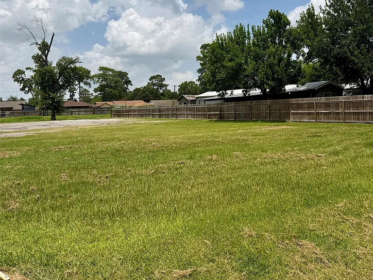 14003 Alderson St — Photo 1