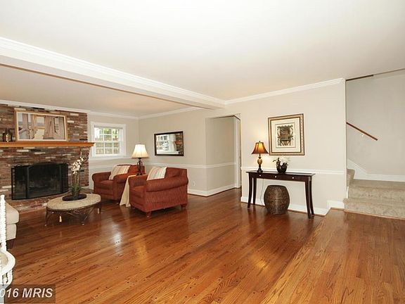 4th image of 7325 Auburn St