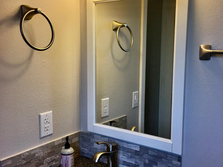 26418 Barrett Rd NE — Photo 17